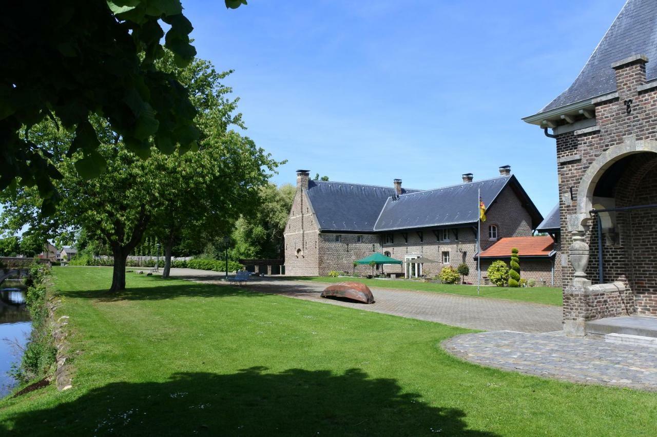 B & B Kasteelhoeve Borgharen - Маастрихт Экстерьер фото
